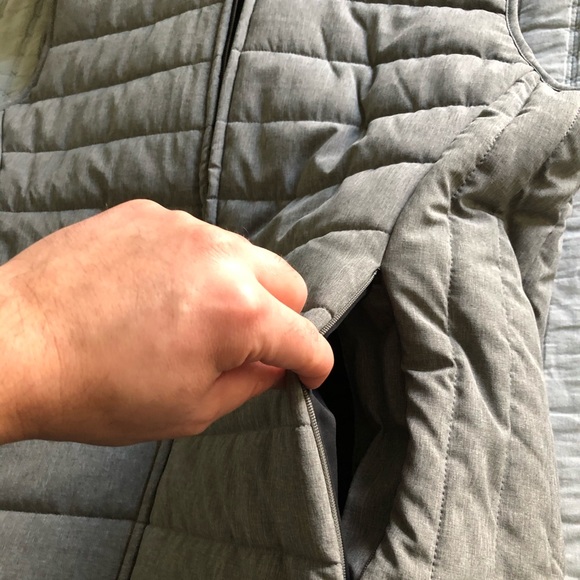 NWOT. Perry Ellis Hooded Jacket Vest. - Picture 4 of 7